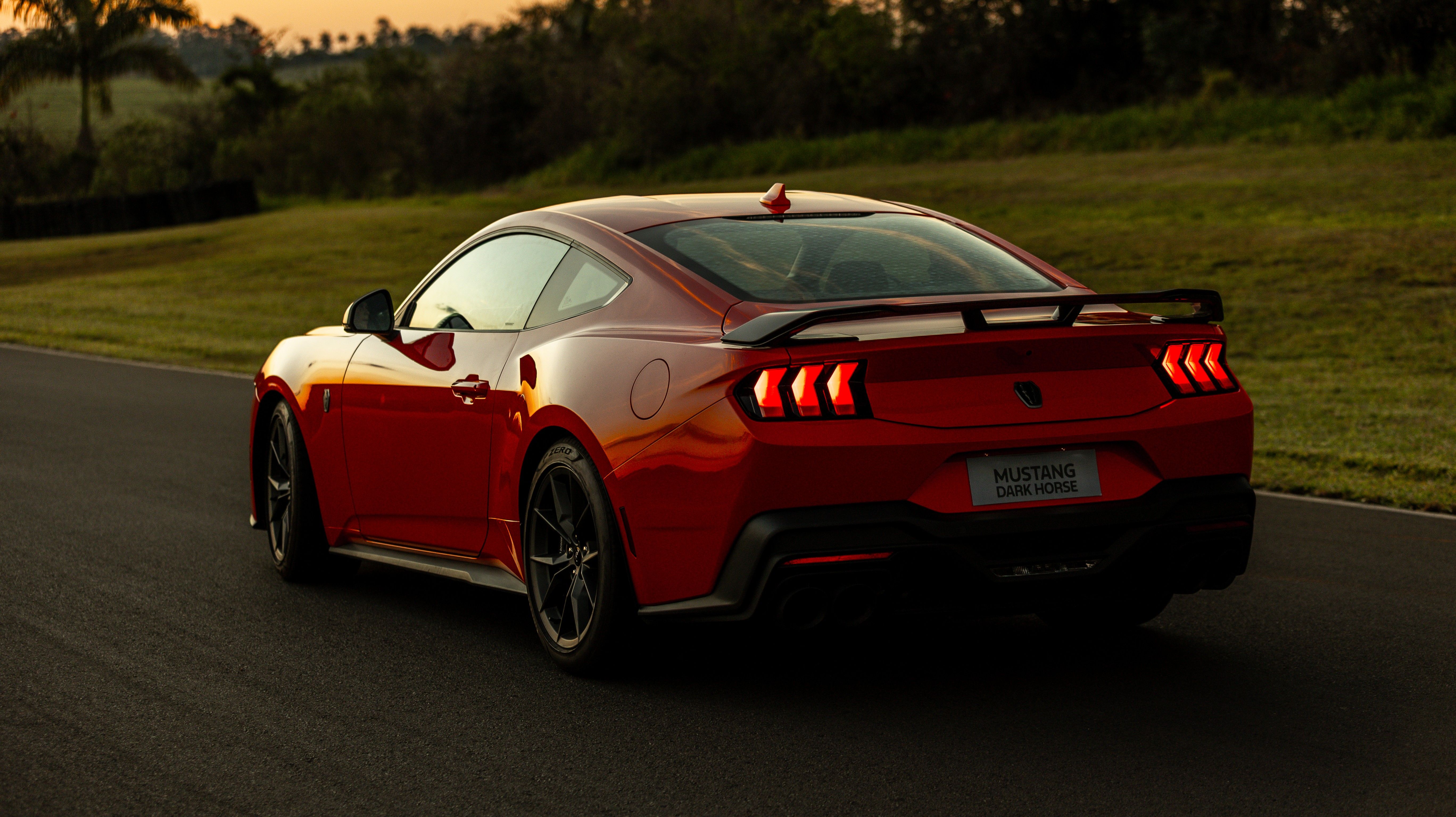 Frenagem Autônoma de Emergência