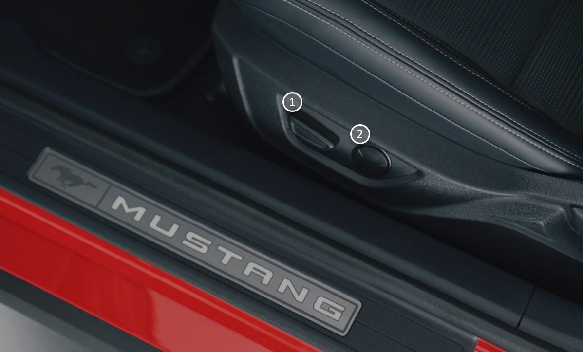 Bancos dianteiros com ajustes elétricos