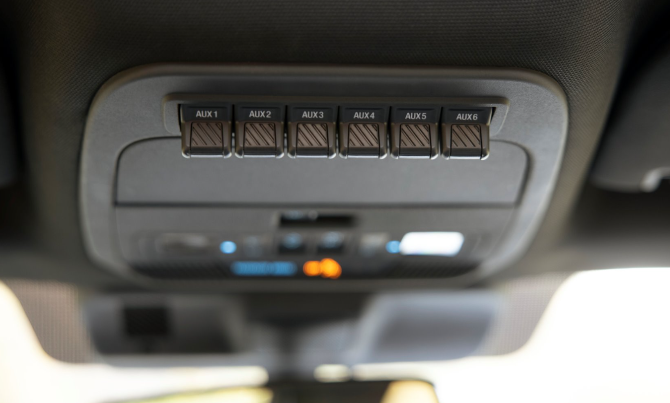 6 Interruptores Auxiliares​