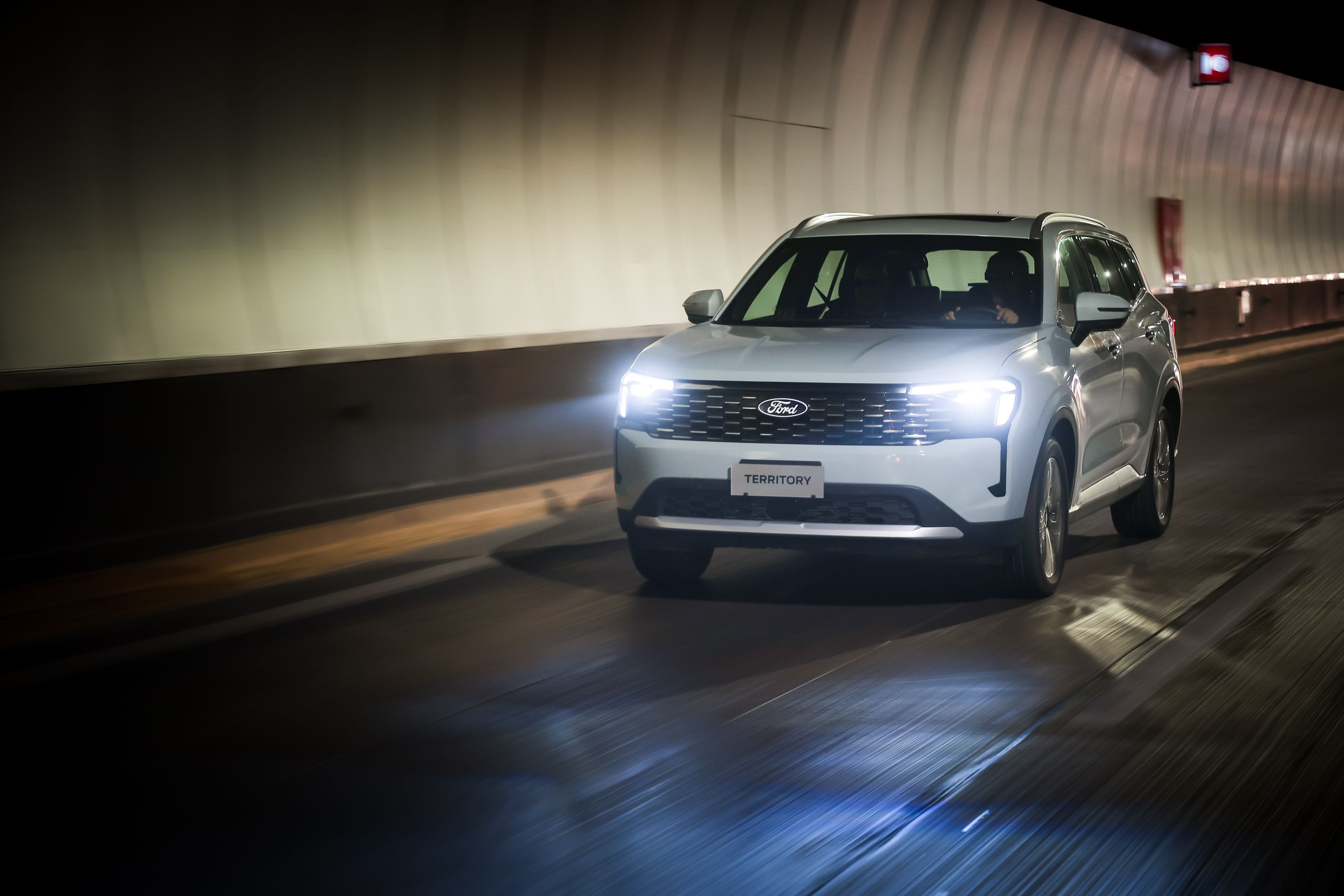 Assistente de manutenção em Faixa