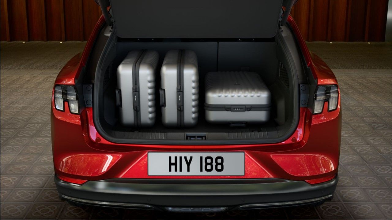 Porta-malas dianteiro e traseiro